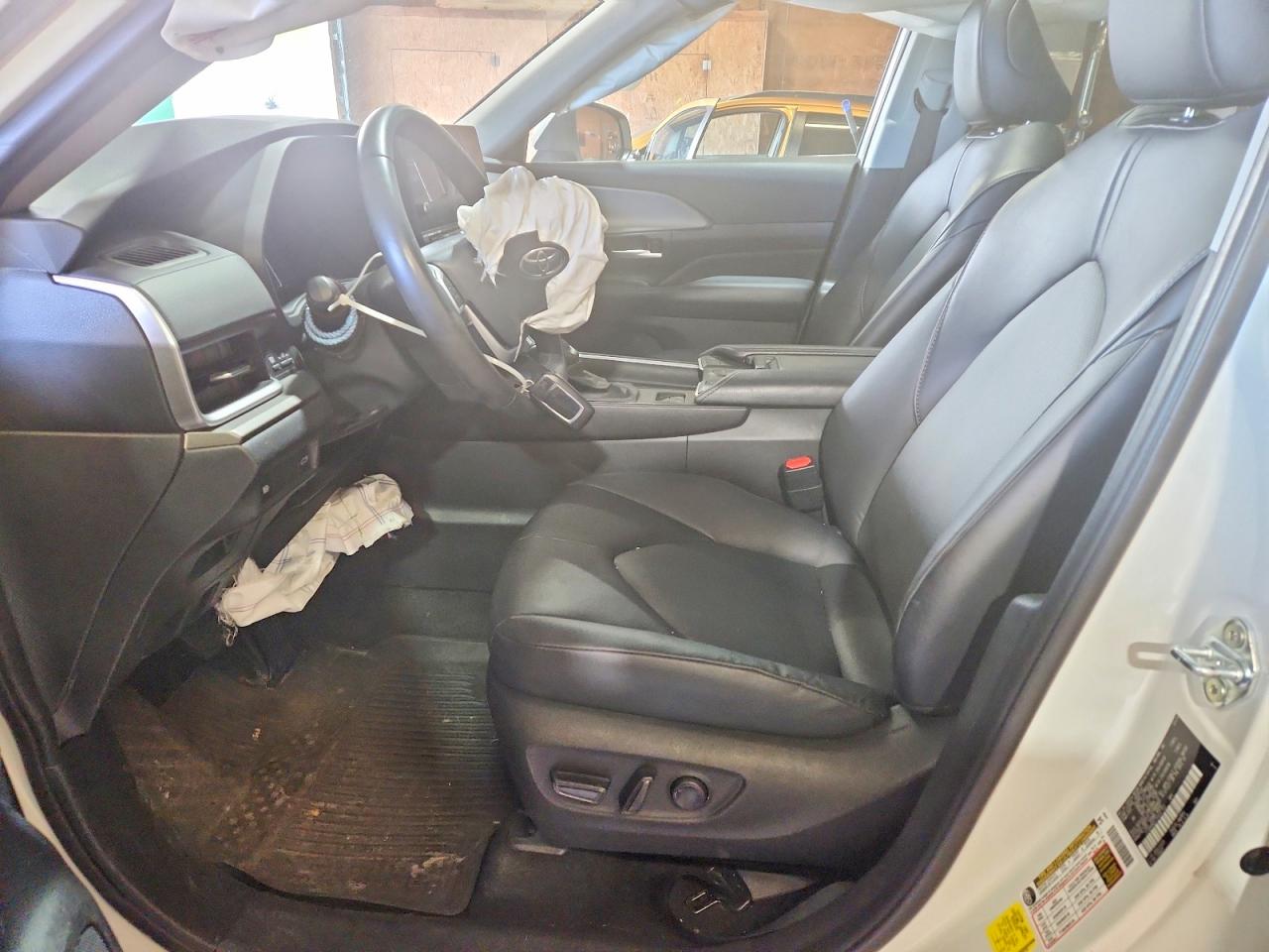 Toyota Grand Highlander Xle