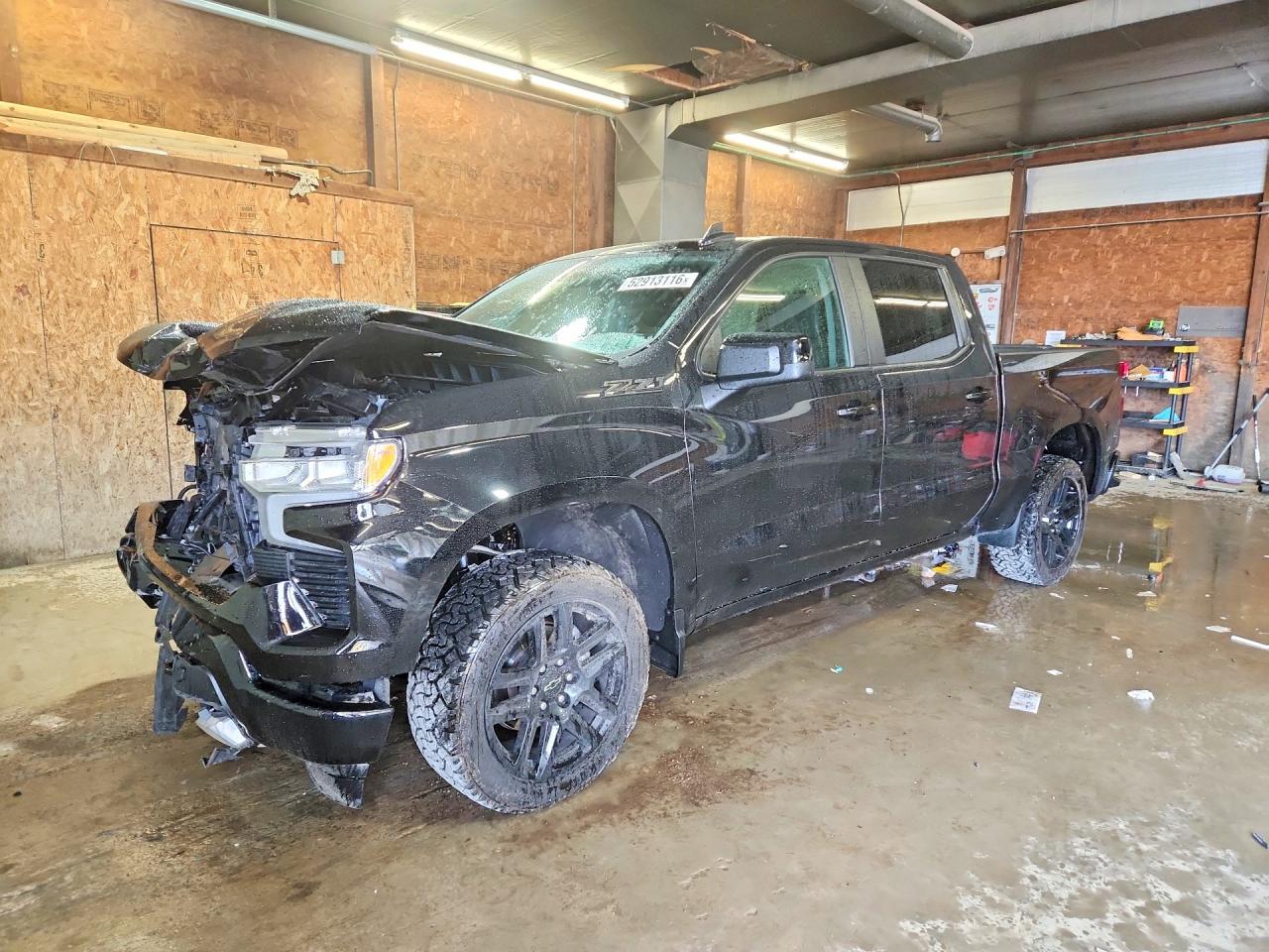 Salvage Chevrolet Silverado Image
