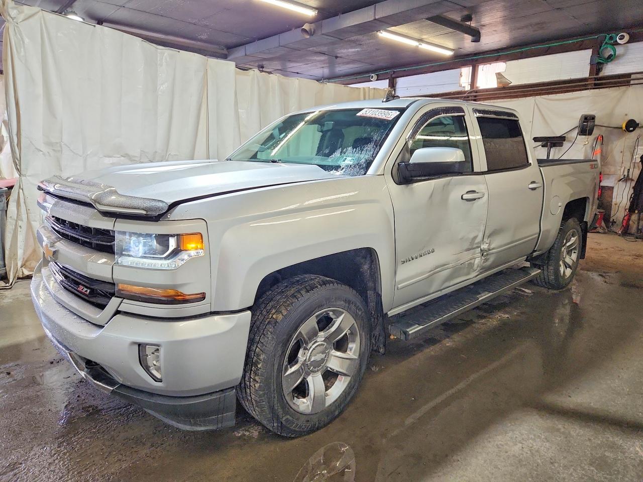 Salvage Chevrolet Silverado Image