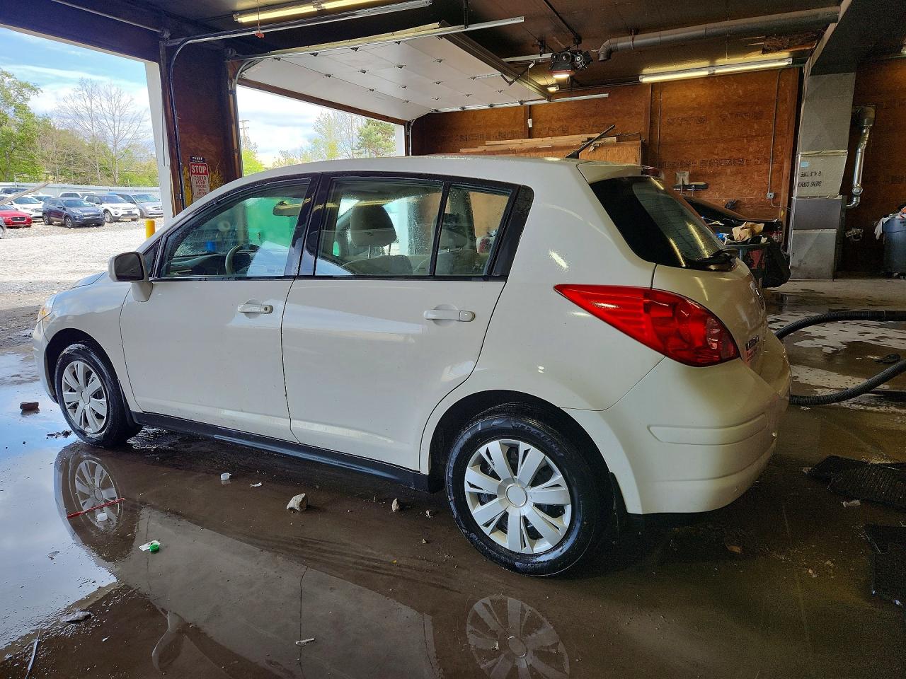 Nissan Versa 1.8 S