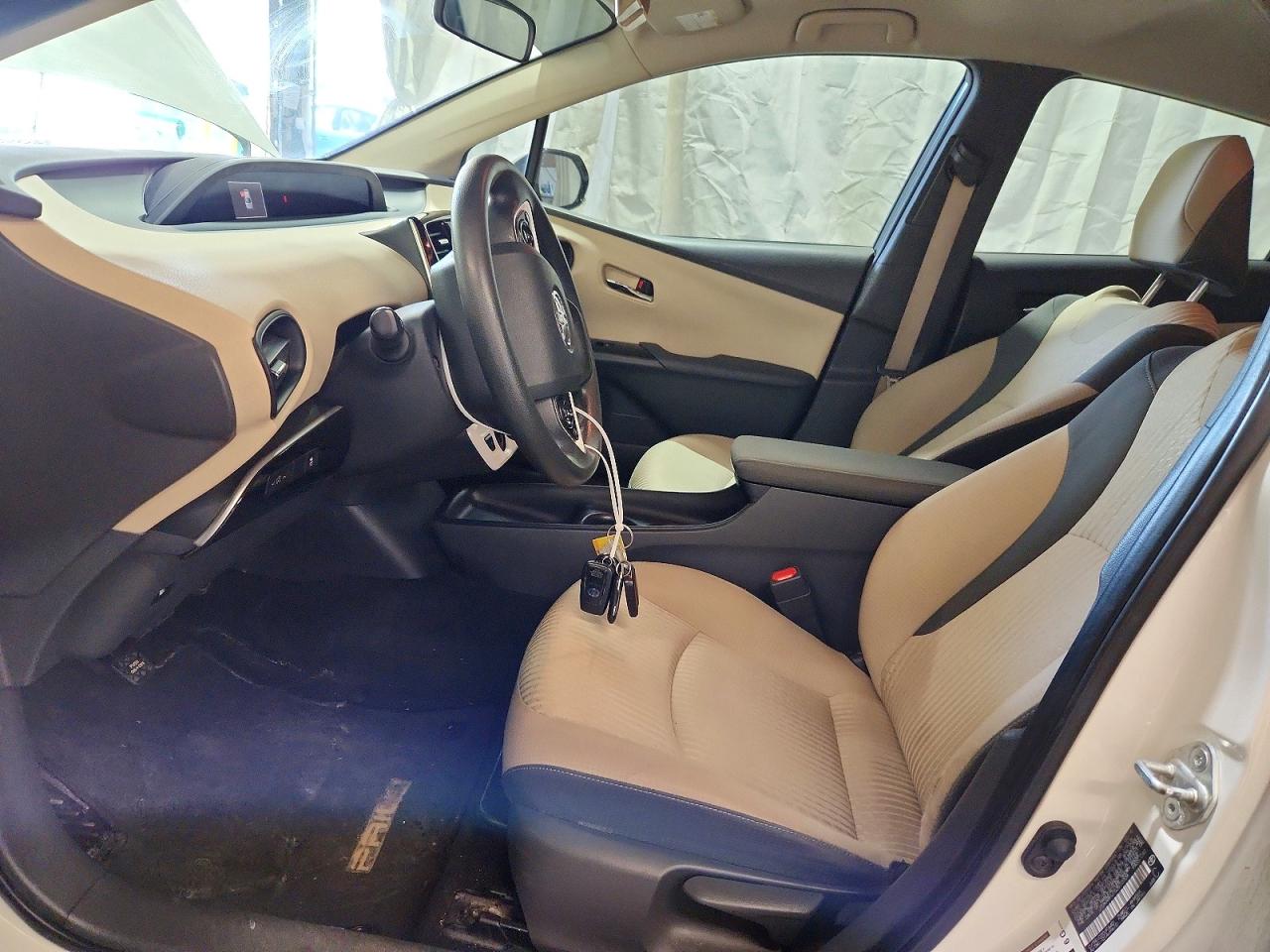 Toyota Prius Two Eco