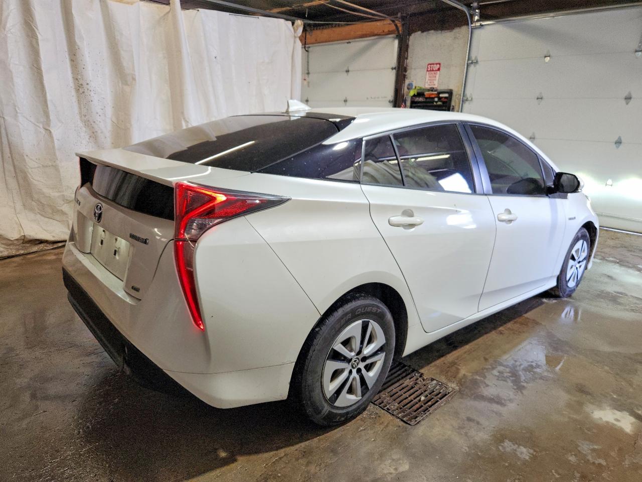 Toyota Prius Two Eco
