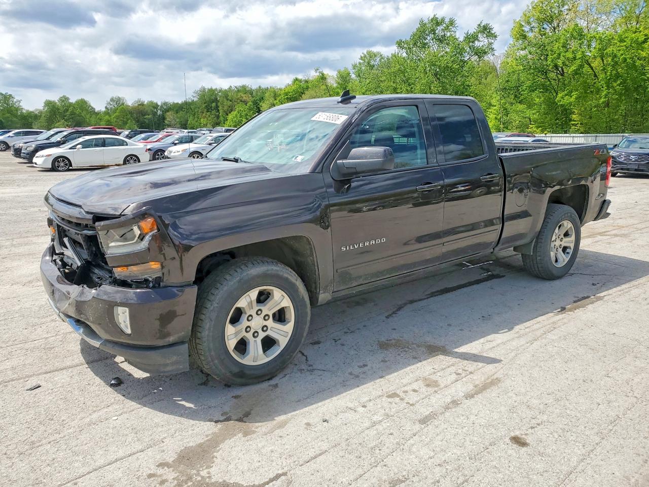 Salvage Chevrolet Silverado Image