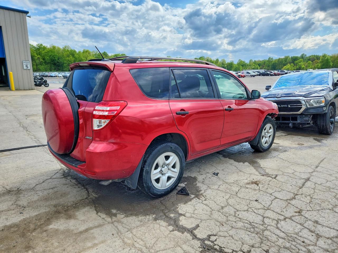 Toyota RAV4 Base