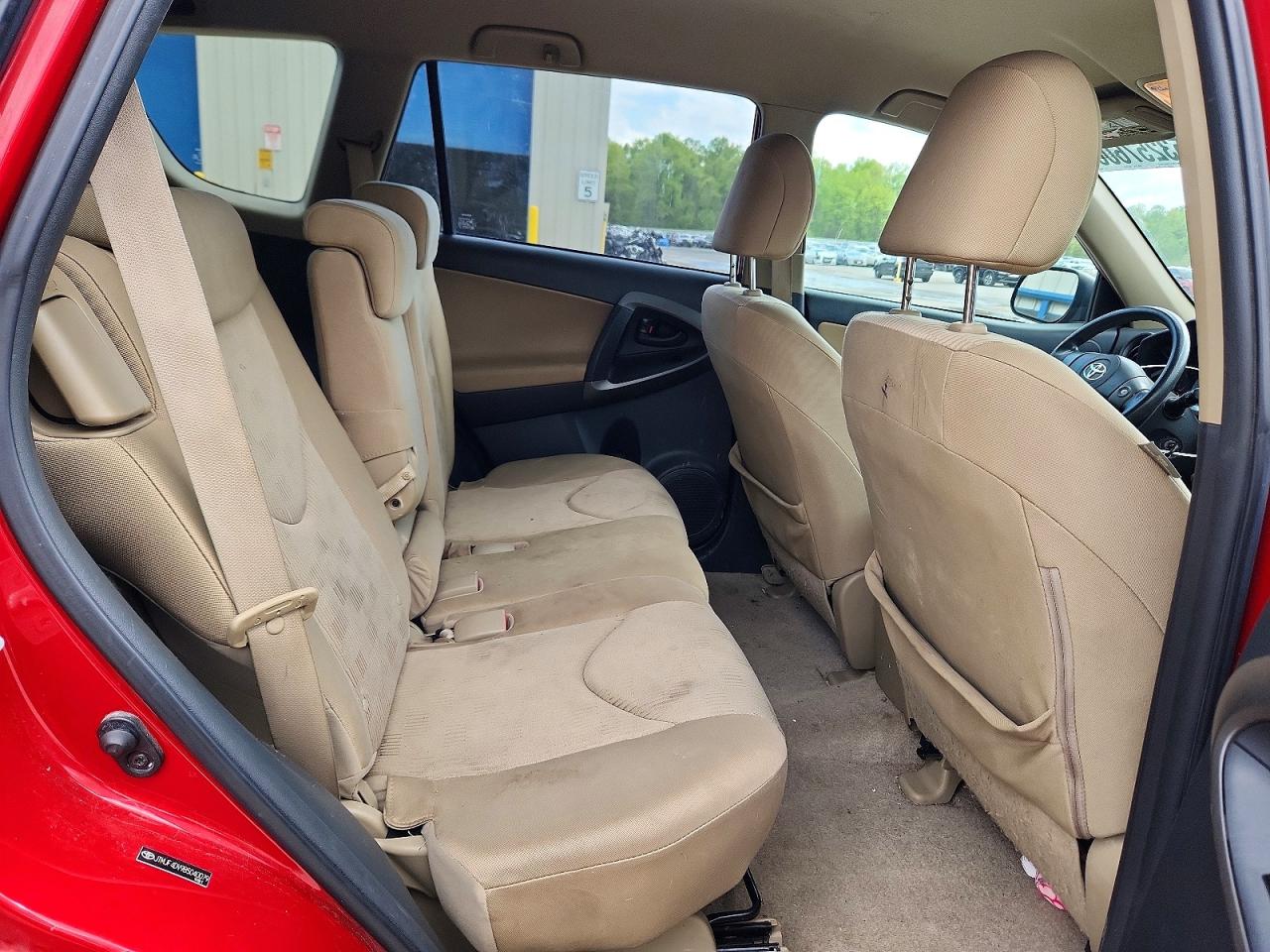 Toyota RAV4 Base