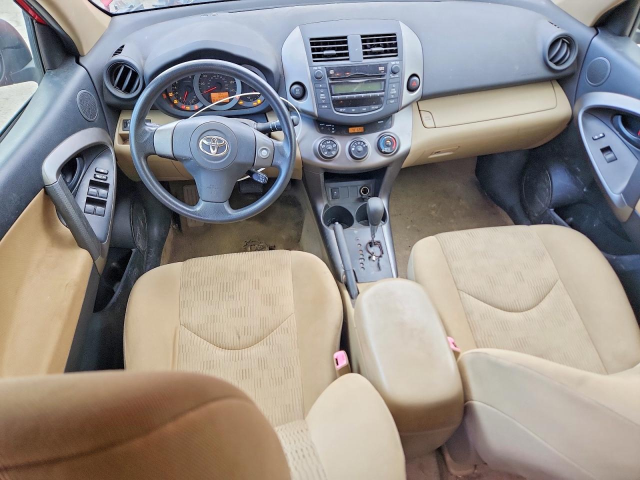 Toyota RAV4 Base