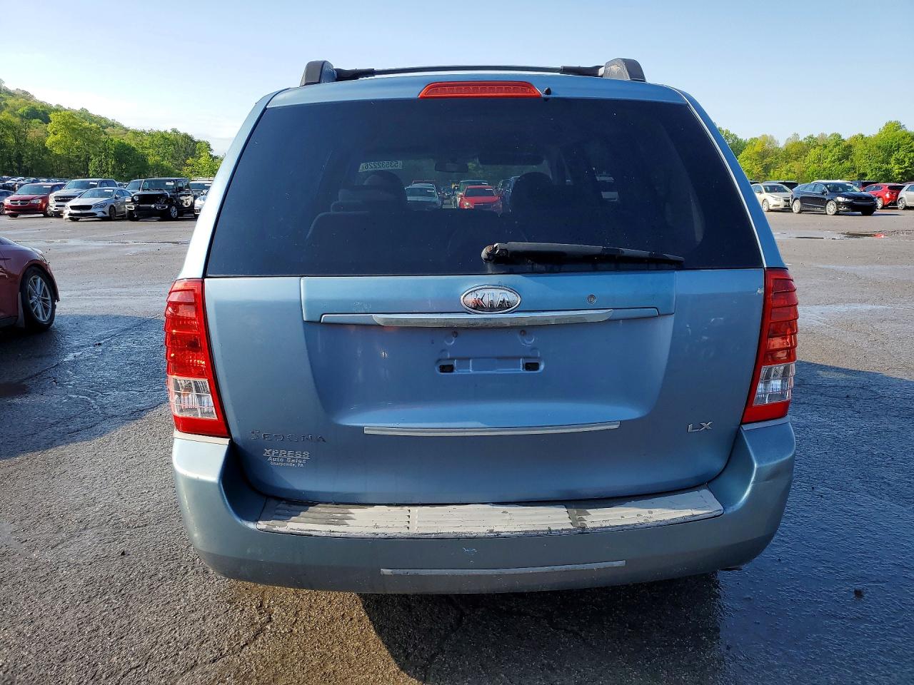 Kia Sedona Lx