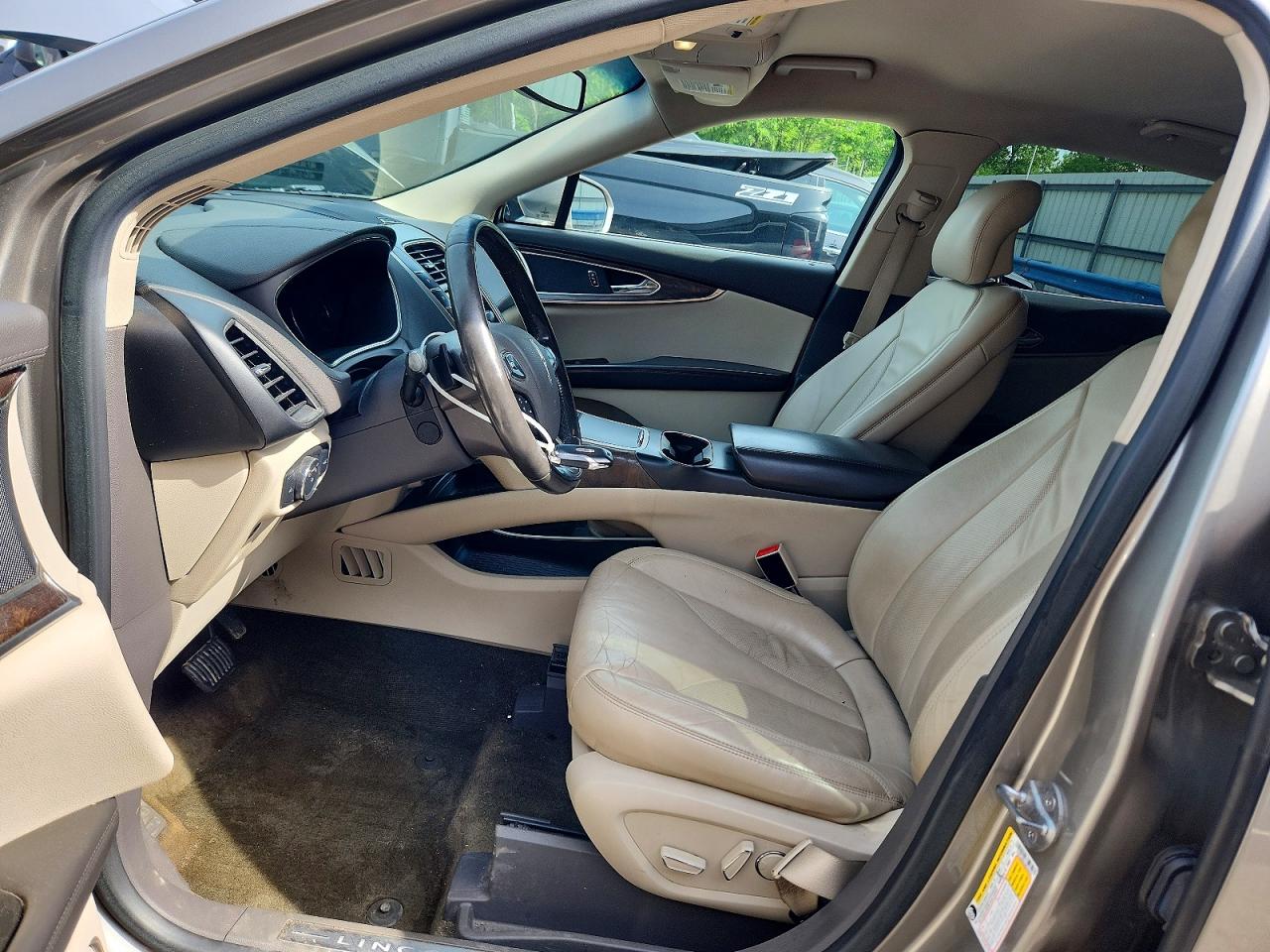 Lincoln MKX Select
