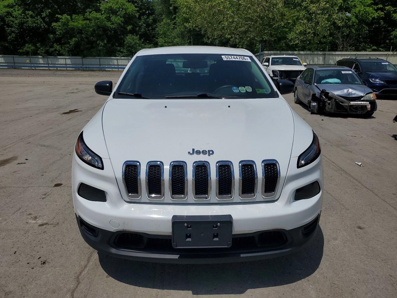 Jeep Cherokee Sport