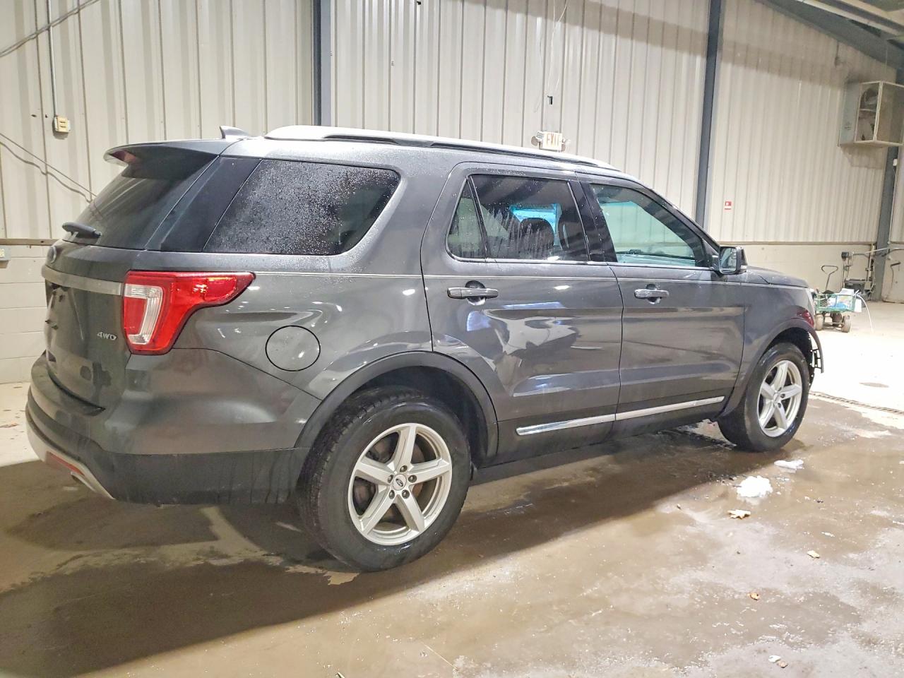 Ford Explorer Xlt