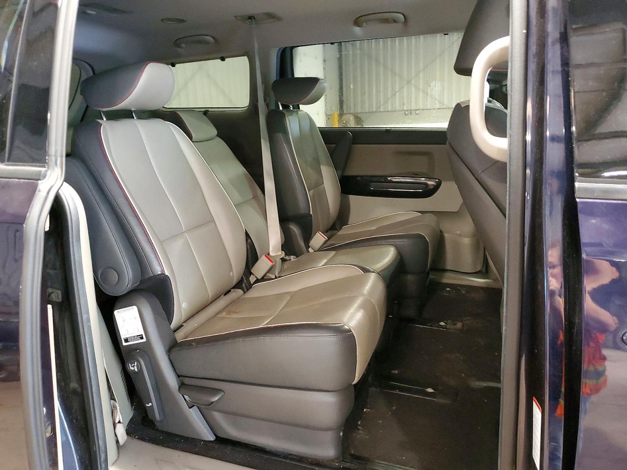 Kia Sedona Ex