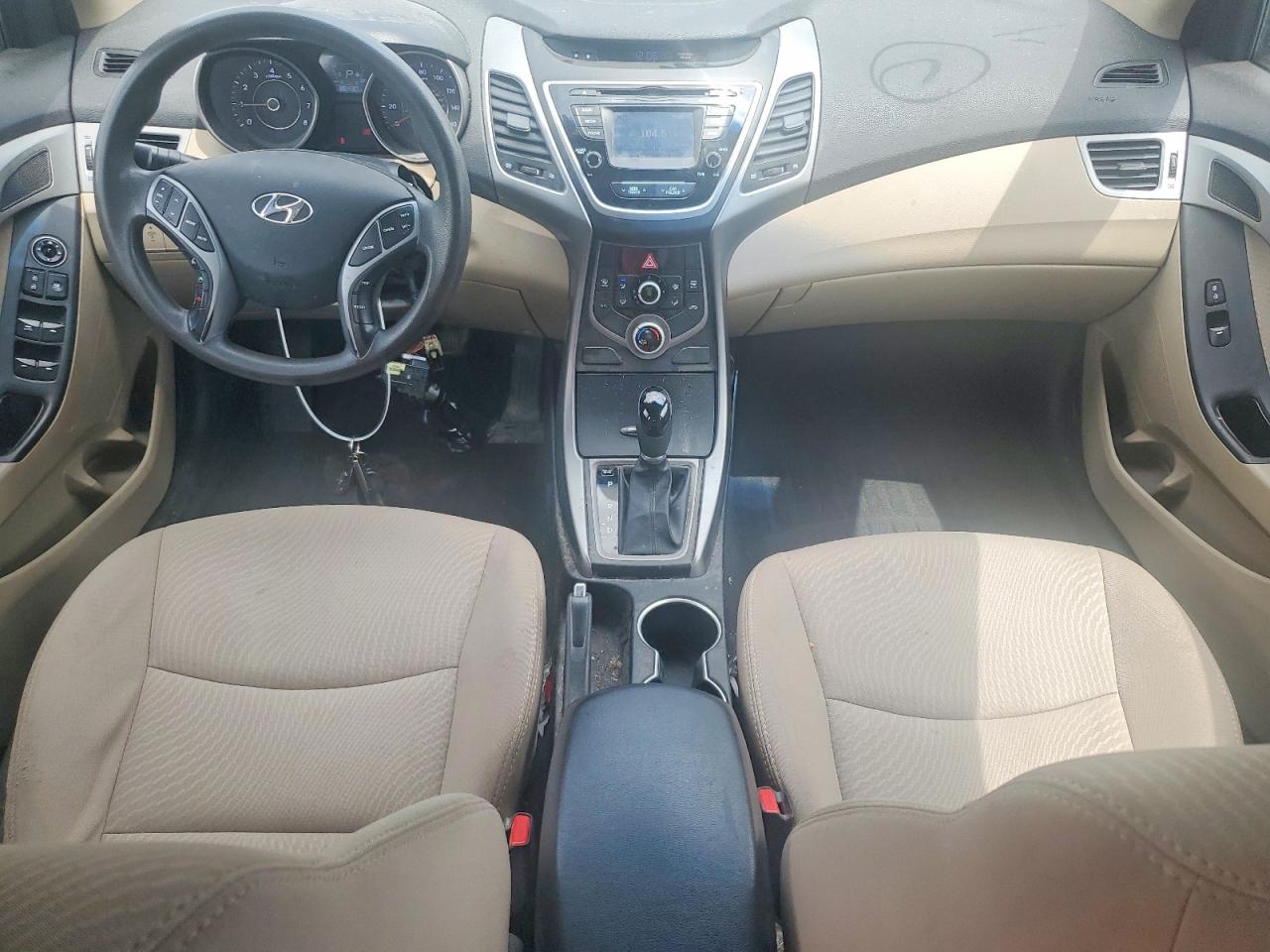 Hyundai ELANTRA Se