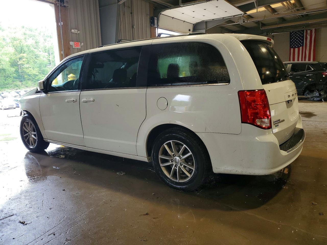 Dodge Caravan Sxt