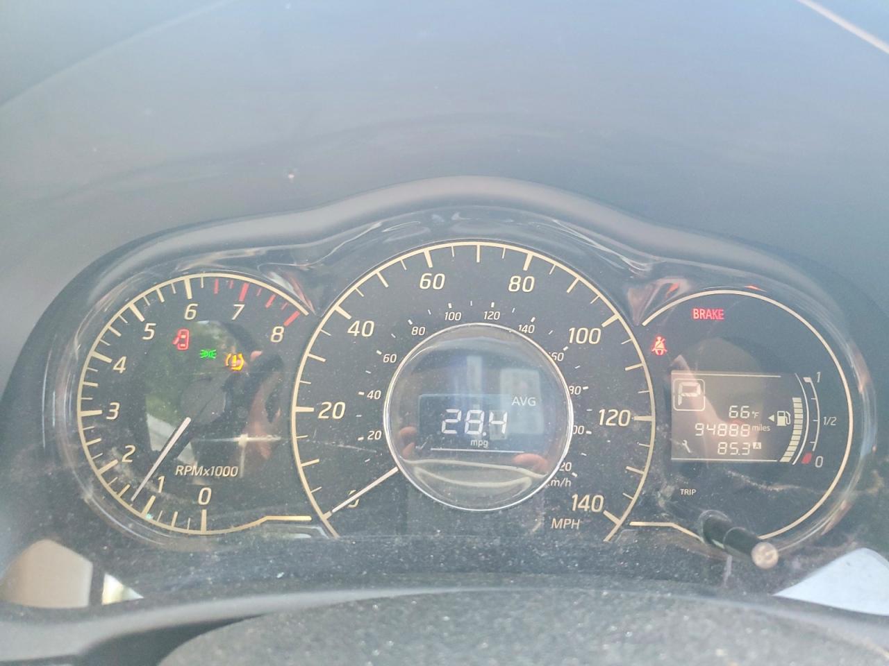 Nissan Versa Sv