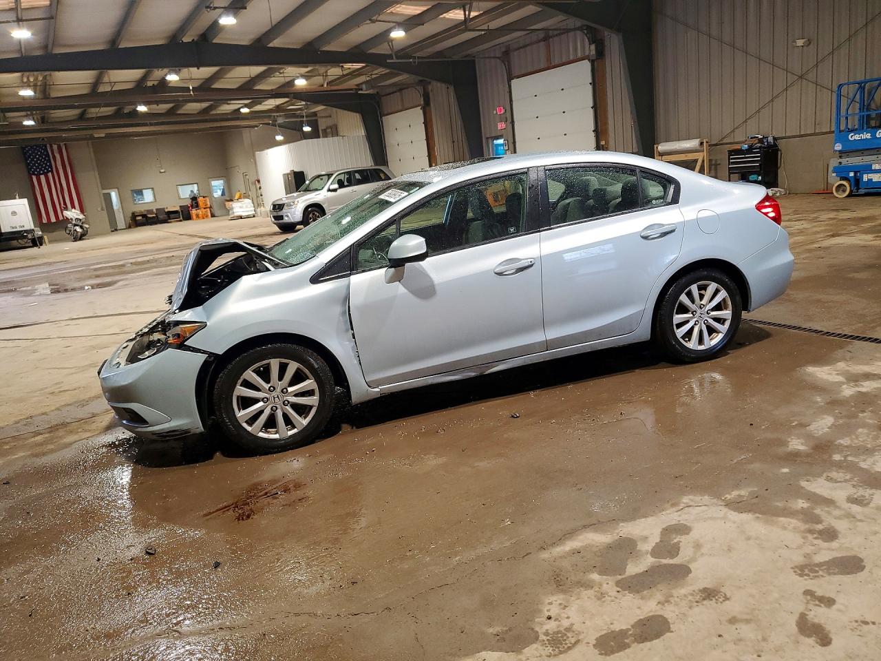 Salvage Honda Civic Image
