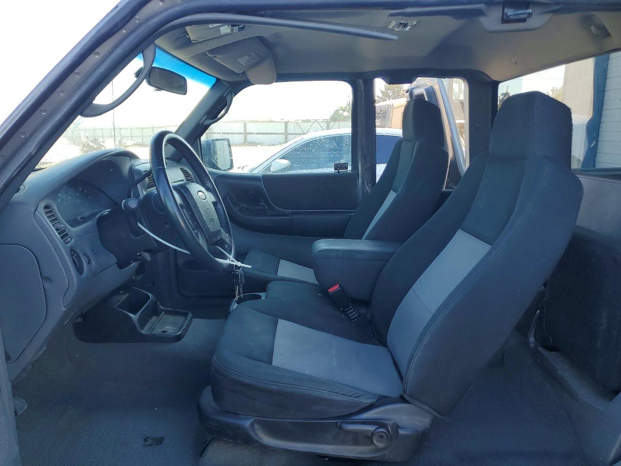 Ford Ranger Super Cab