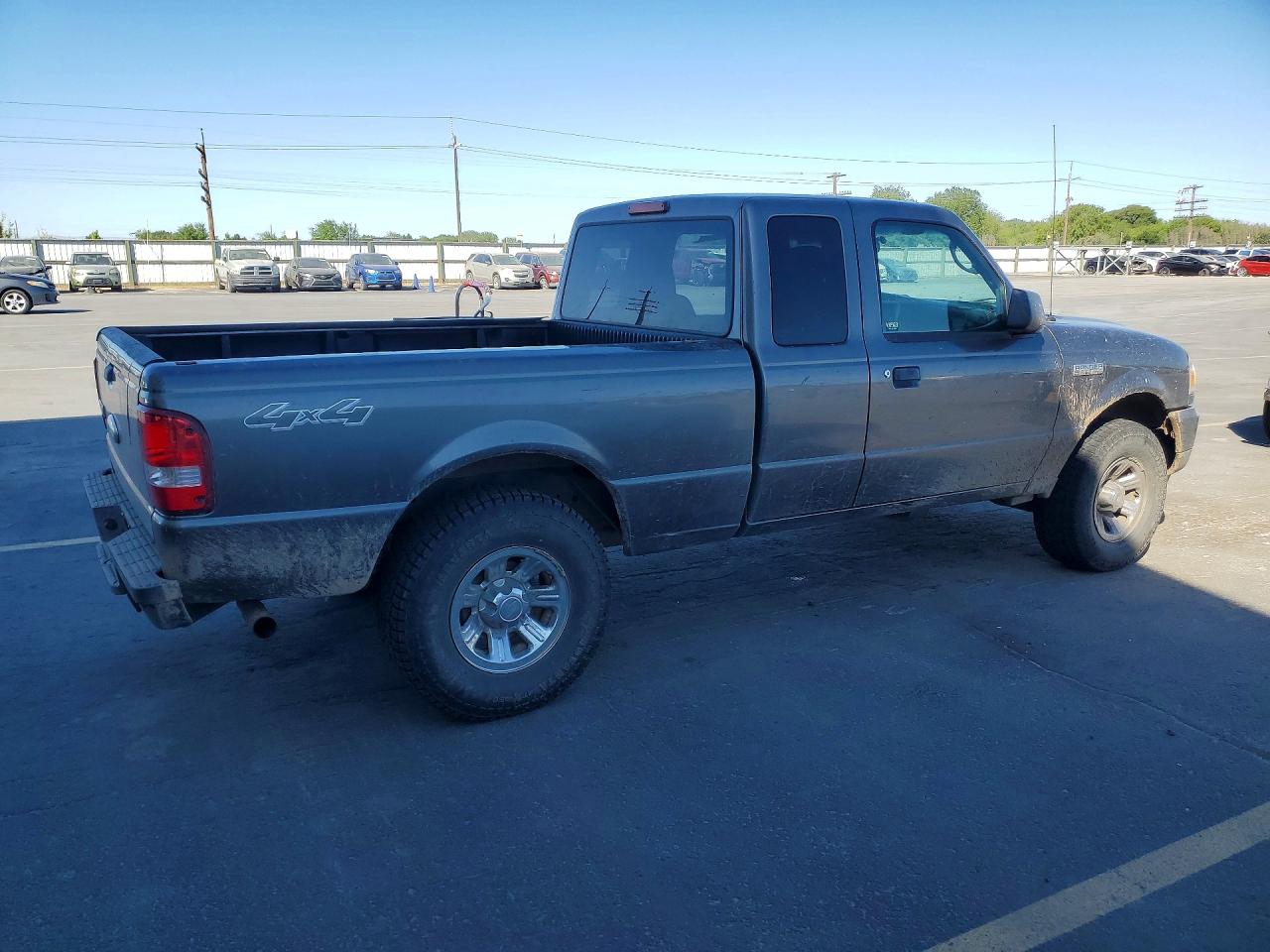 Ford Ranger Super Cab