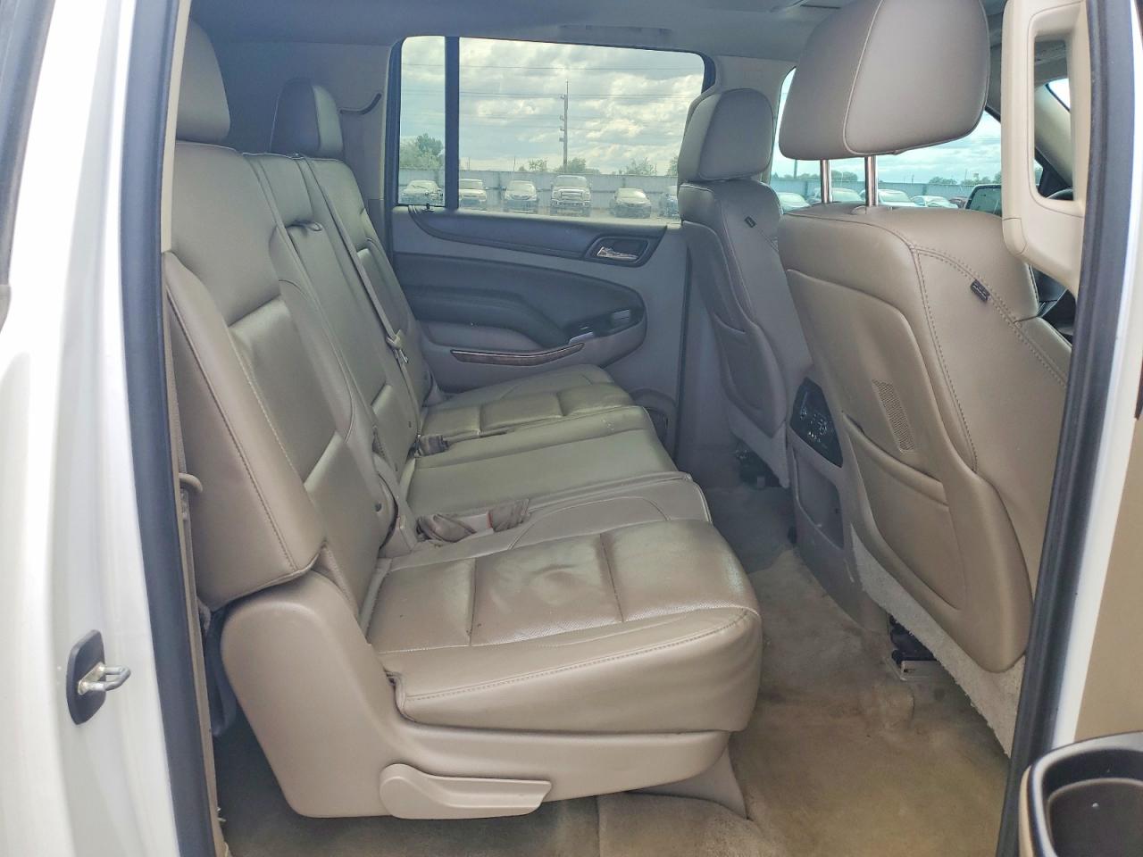 Chevrolet Suburban K1500 Ltz