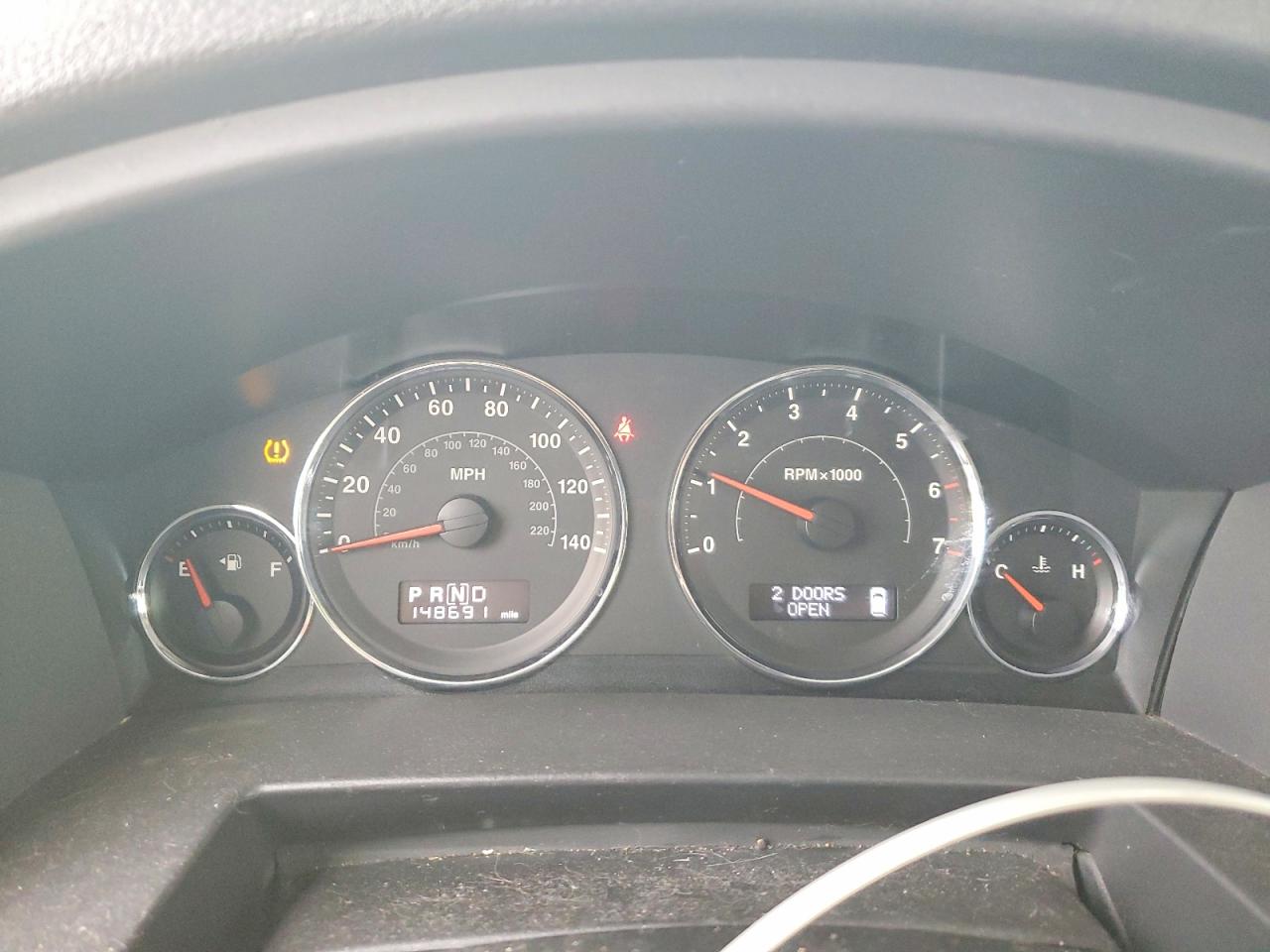 Jeep Commander Sport