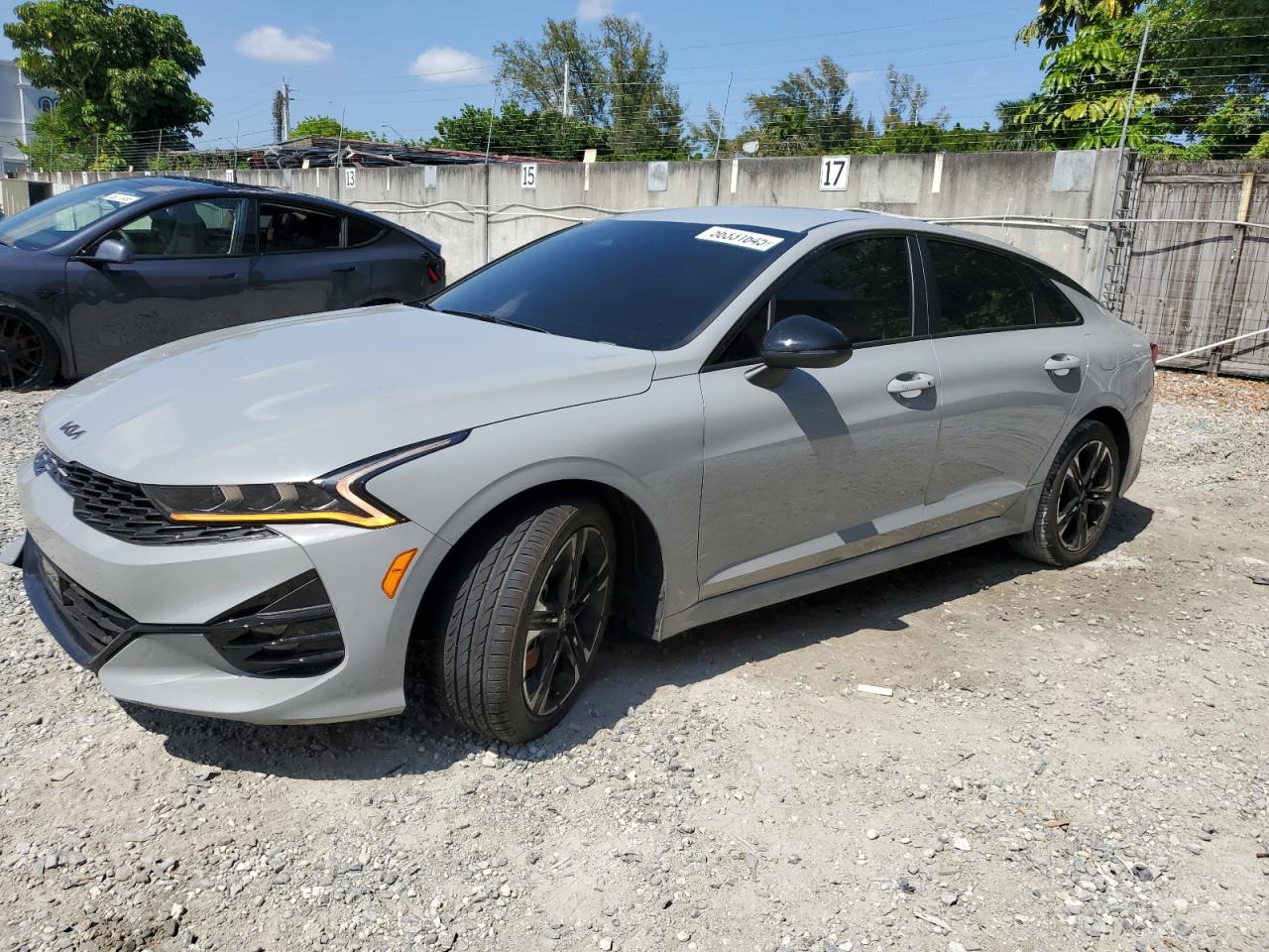 Salvage Kia K5 Image