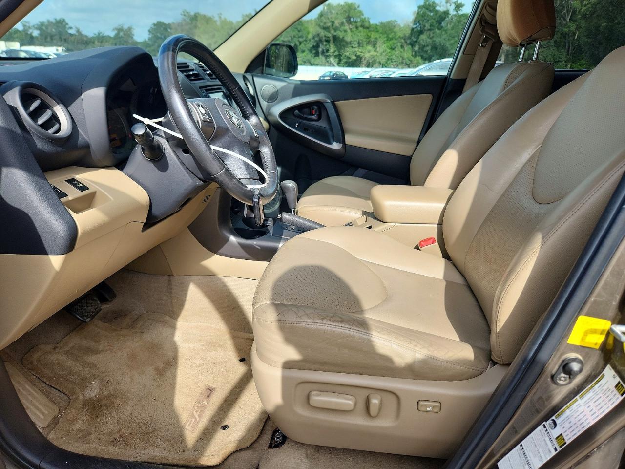 Toyota RAV4 Limited