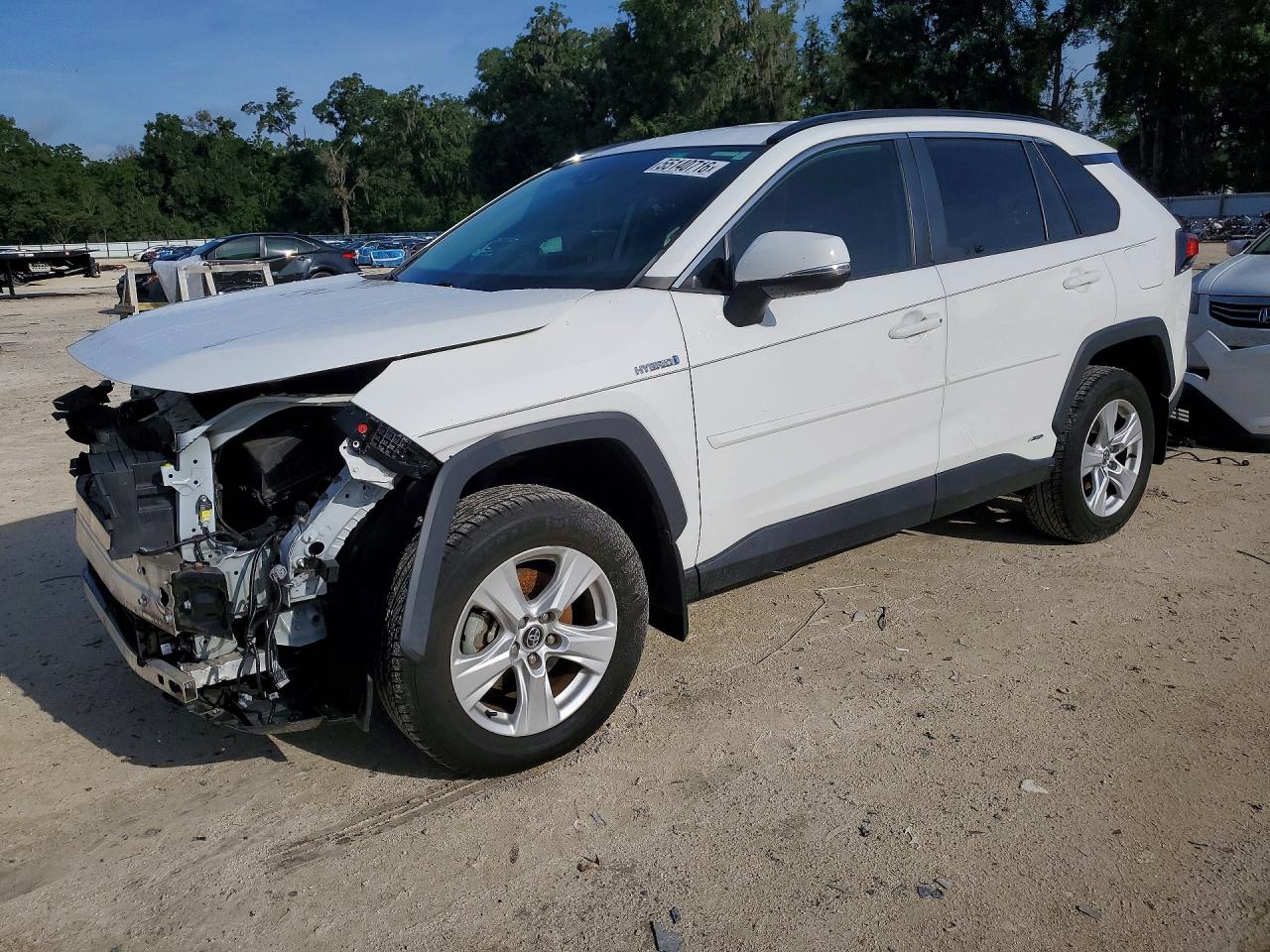 Salvage Toyota RAV4 Image