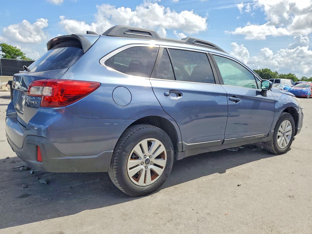 Subaru Outback 2.5i Premium