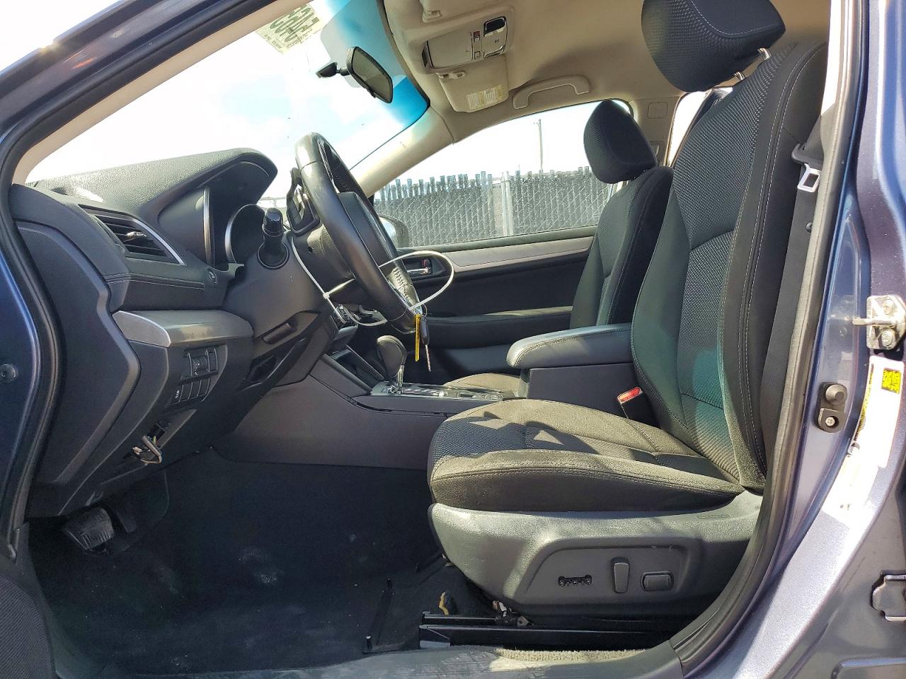 Subaru Outback 2.5i Premium