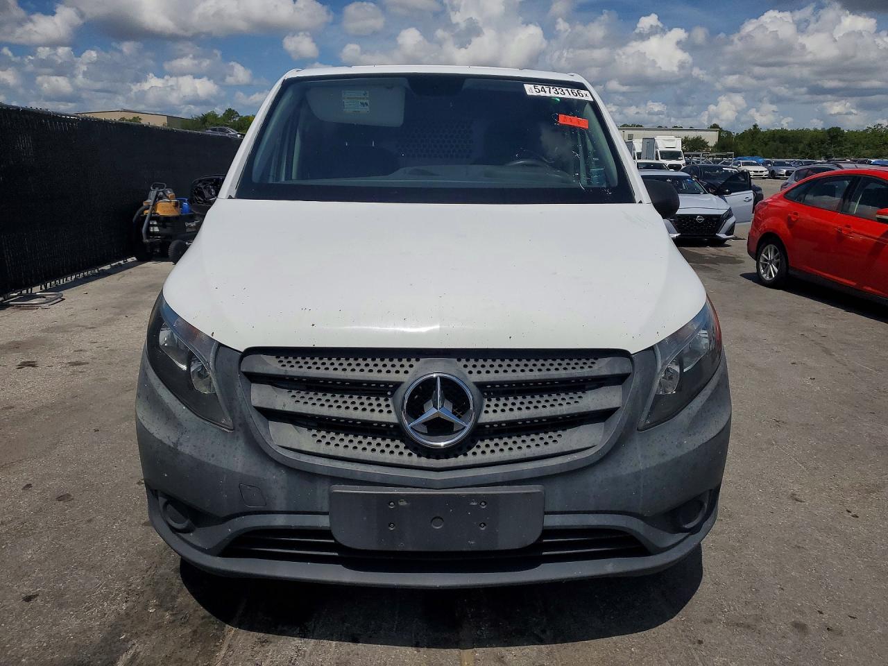 Mercedes-Benz Metris