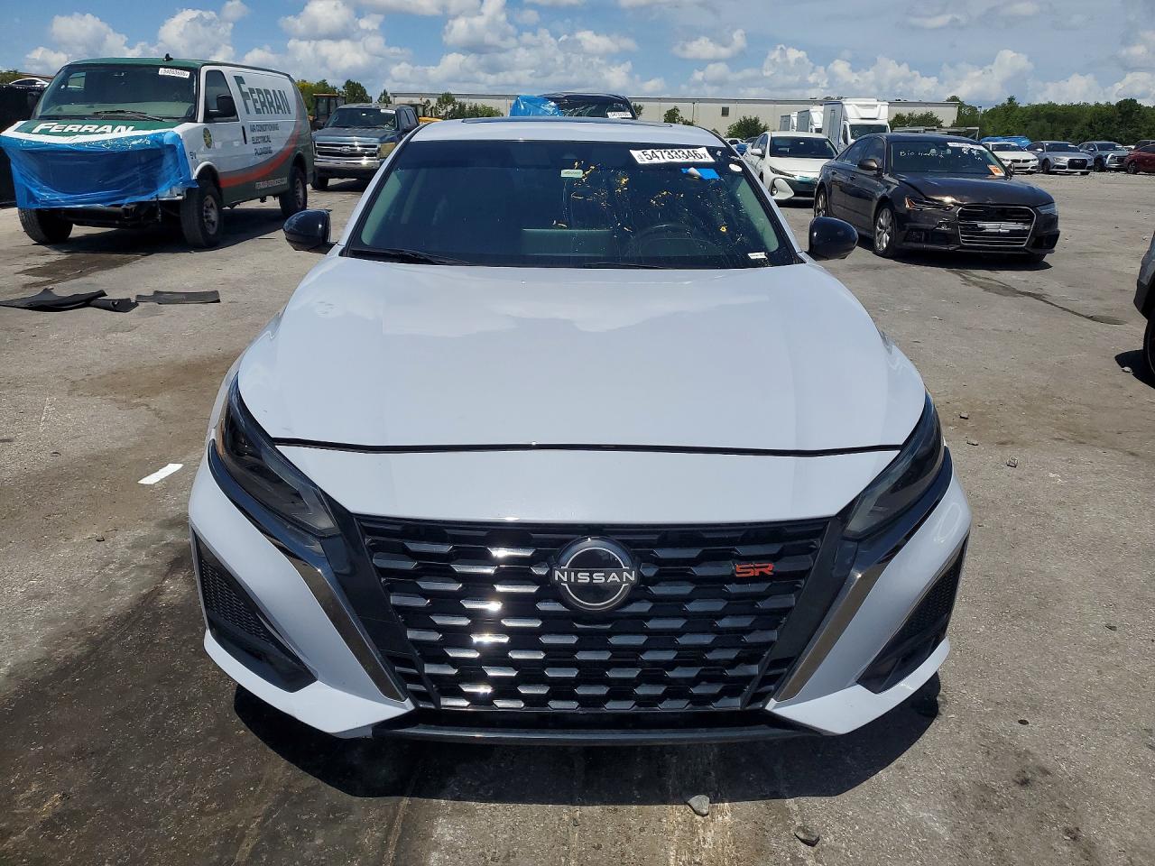 Nissan Altima Sr