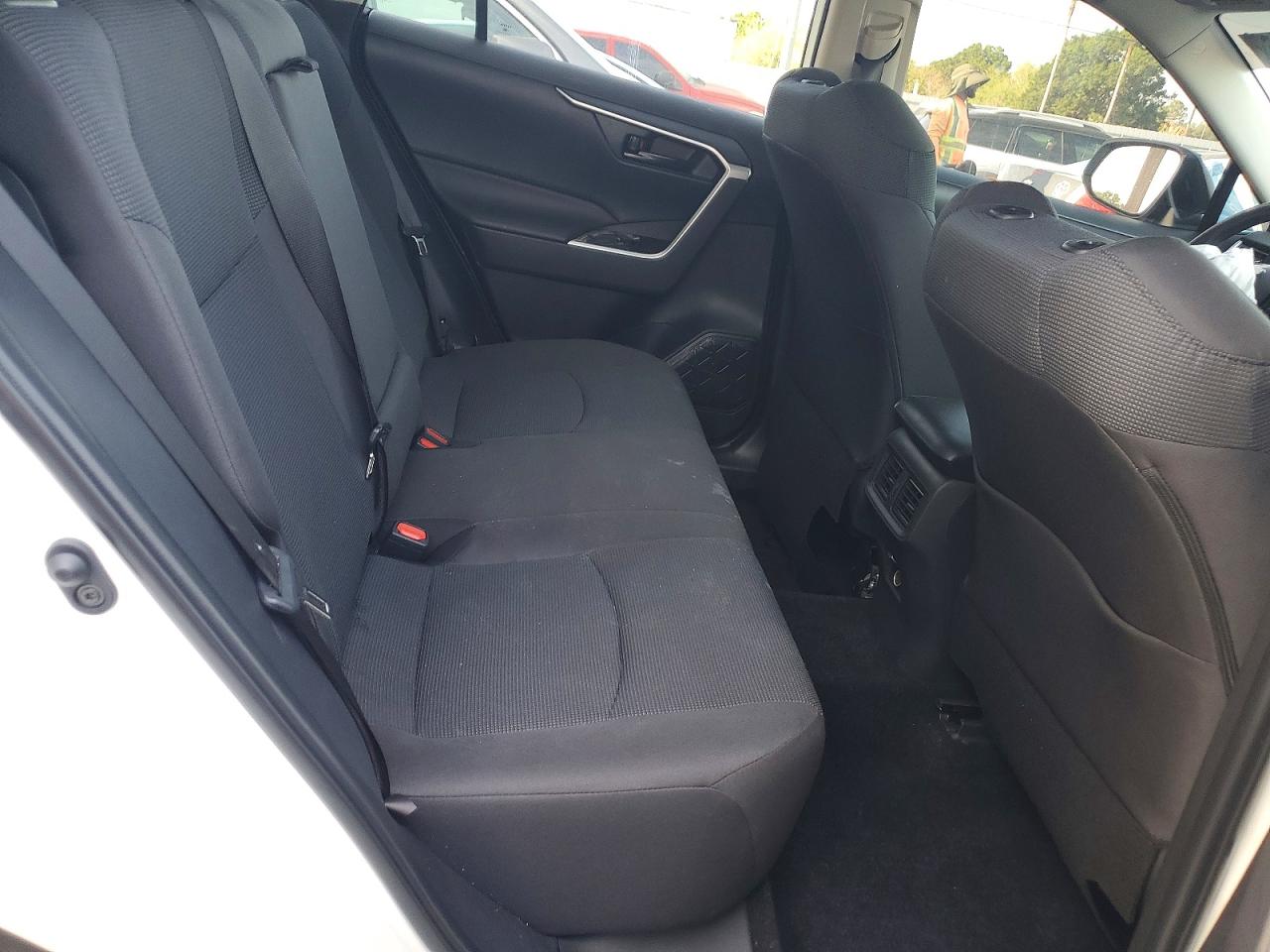 Toyota RAV4 Le