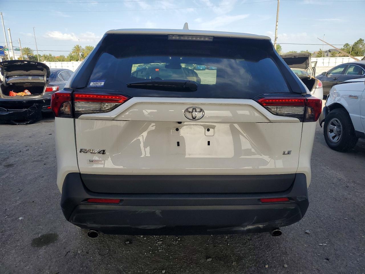 Toyota RAV4 Le