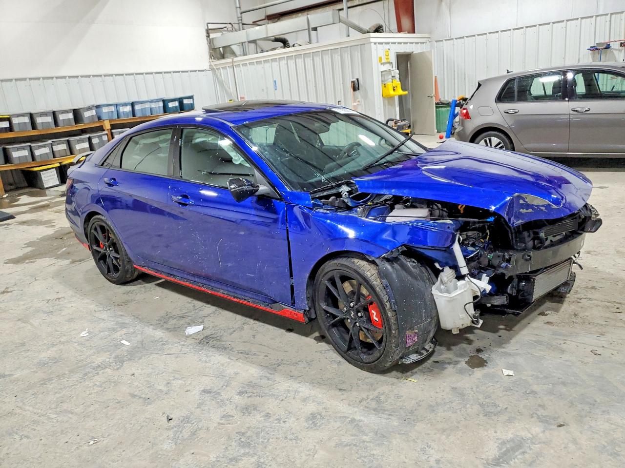 Hyundai ELANTRA Base