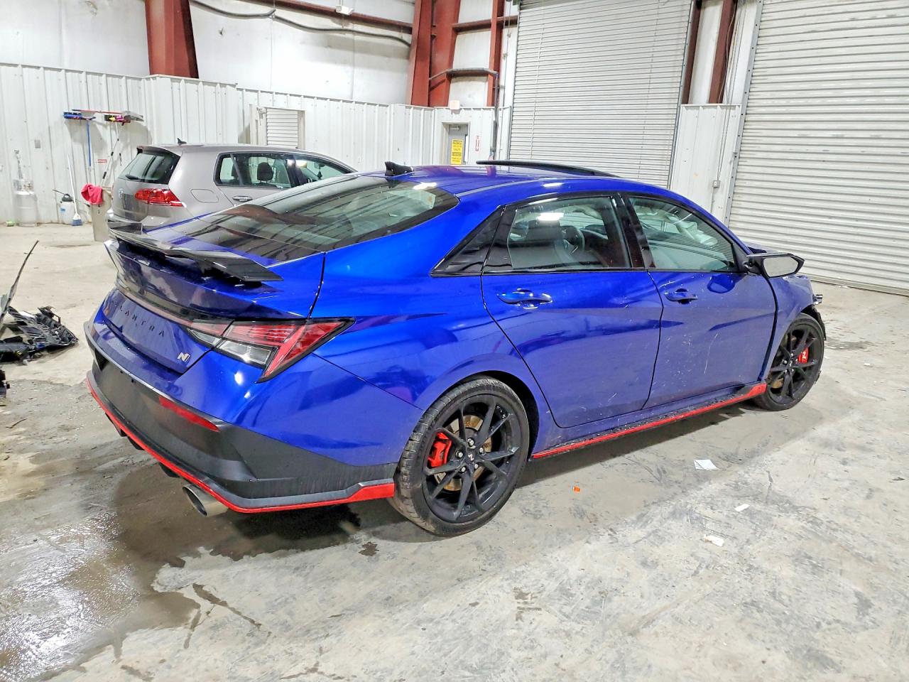 Hyundai ELANTRA Base