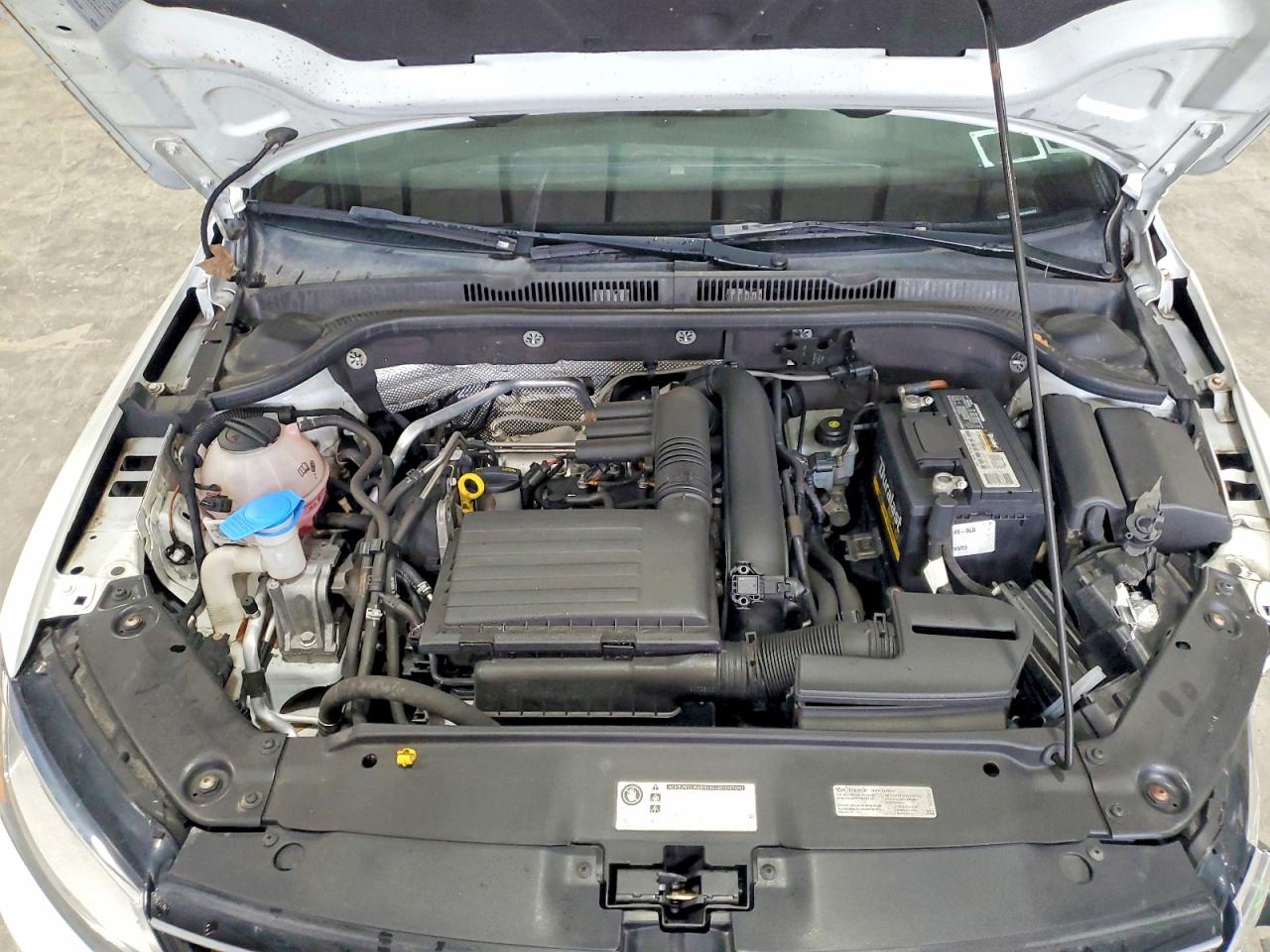 Volkswagen Jetta S
