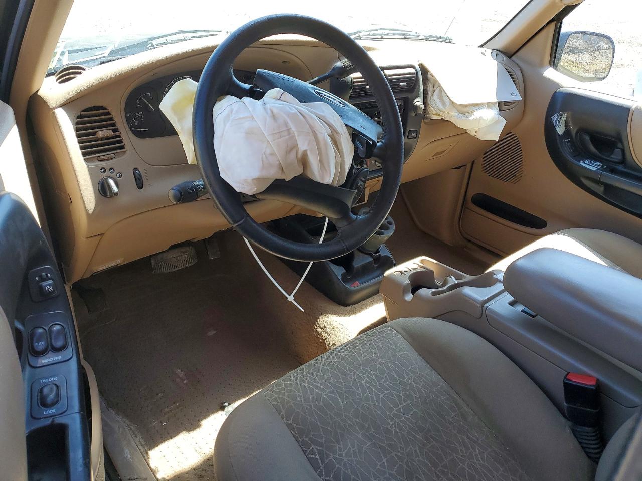 Ford Ranger Super Cab