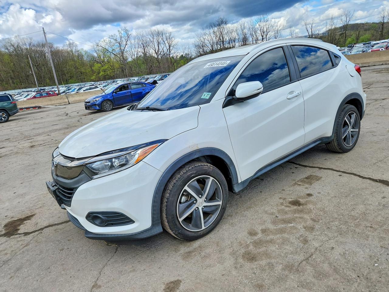 Salvage Honda HR-V Image
