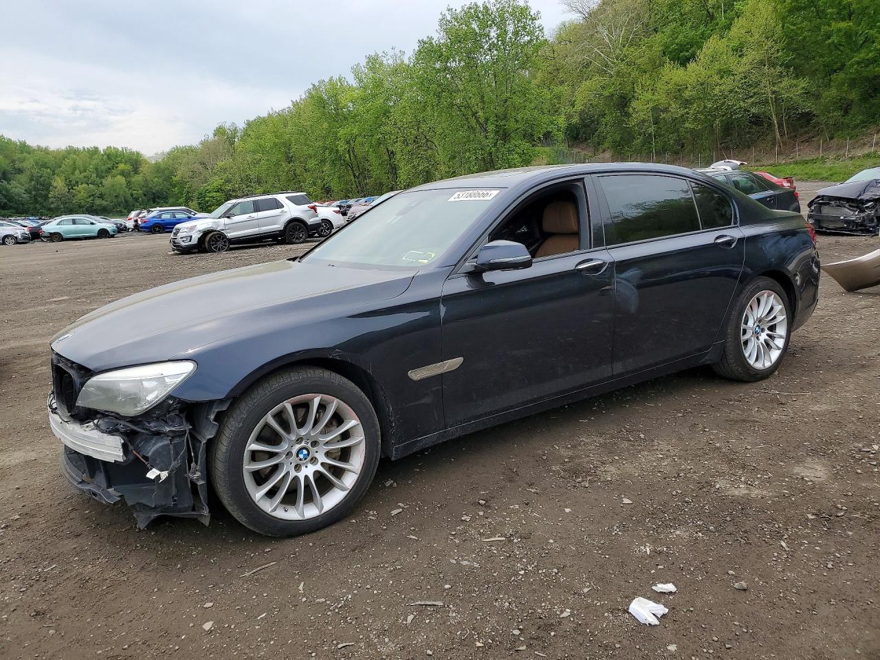 Salvage BMW 7 Series Image