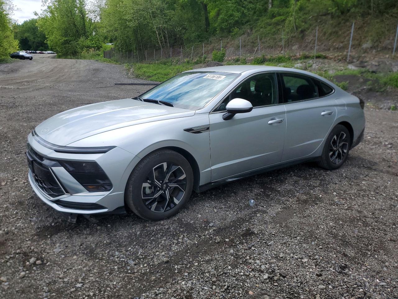Salvage Hyundai SONATA Image