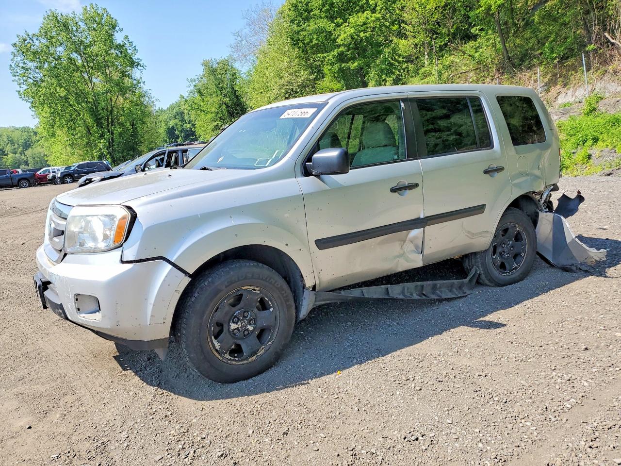 Salvage Honda Pilot Image