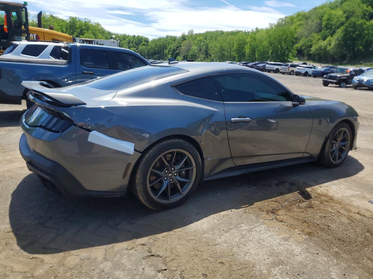 Ford Mustang Dark Horse