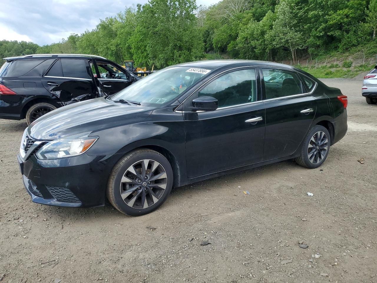 Salvage Nissan Sentra Image