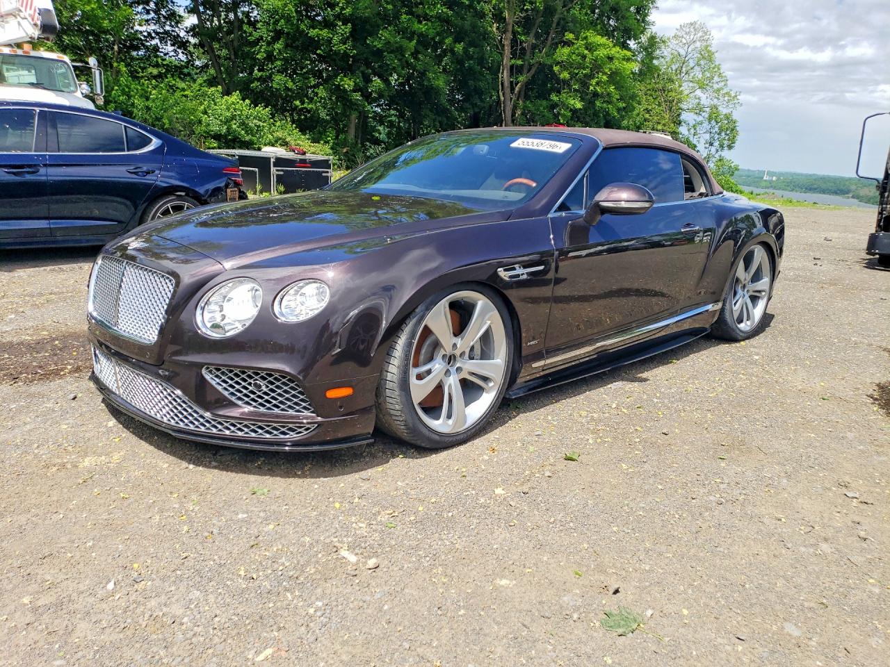 Salvage Bentley Continenta Image