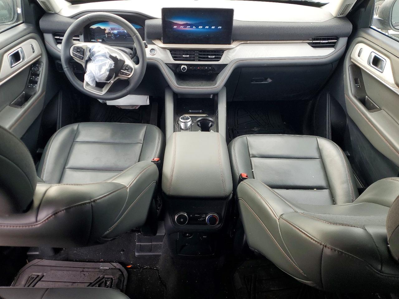 Ford Explorer Active