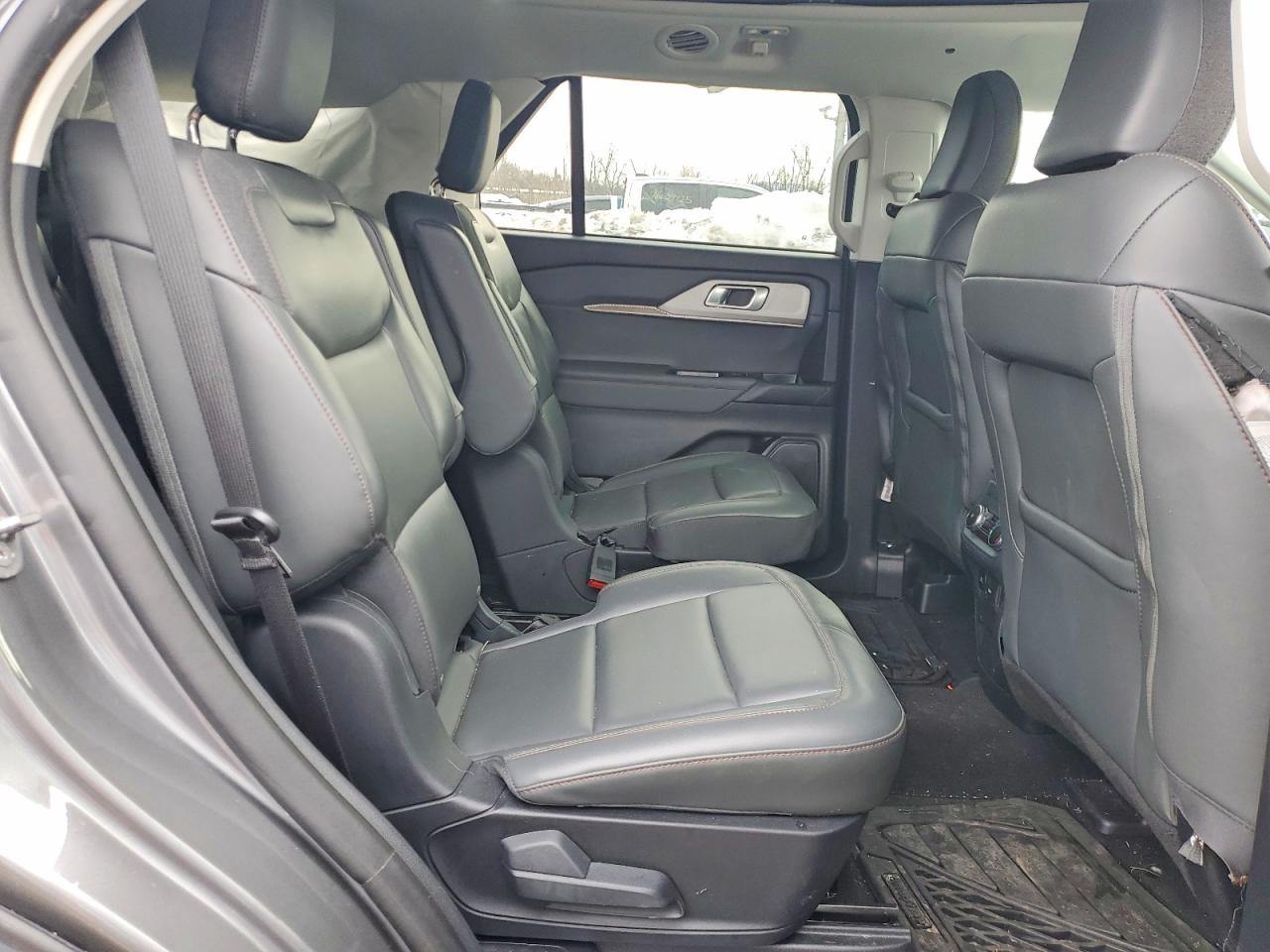 Ford Explorer Active