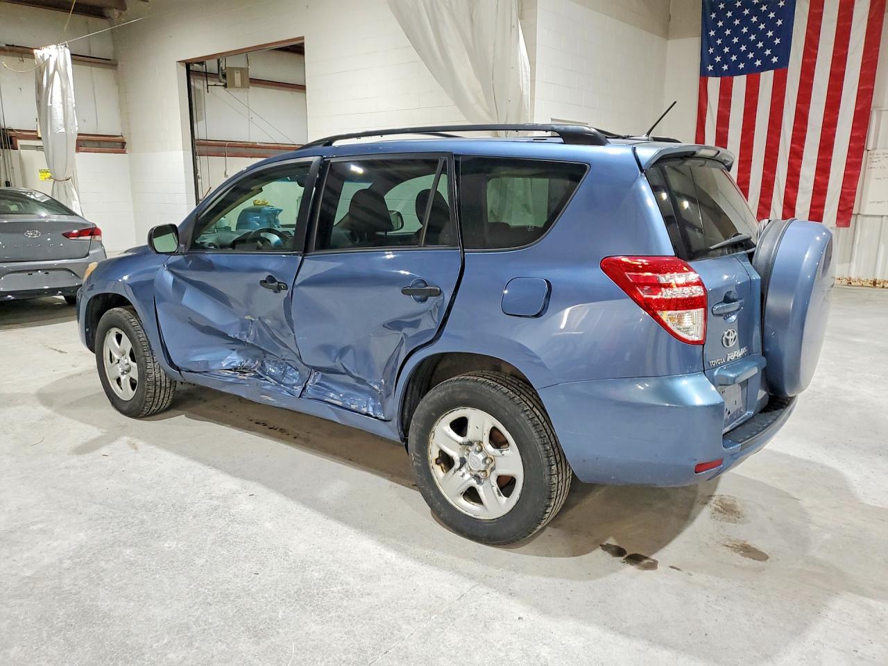 Toyota RAV4 Base