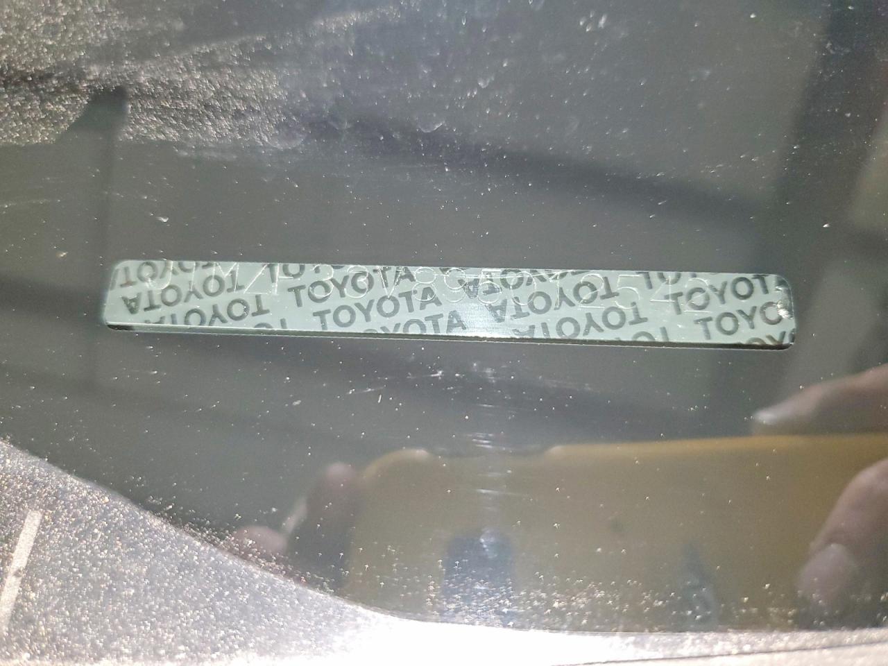Toyota RAV4 Base