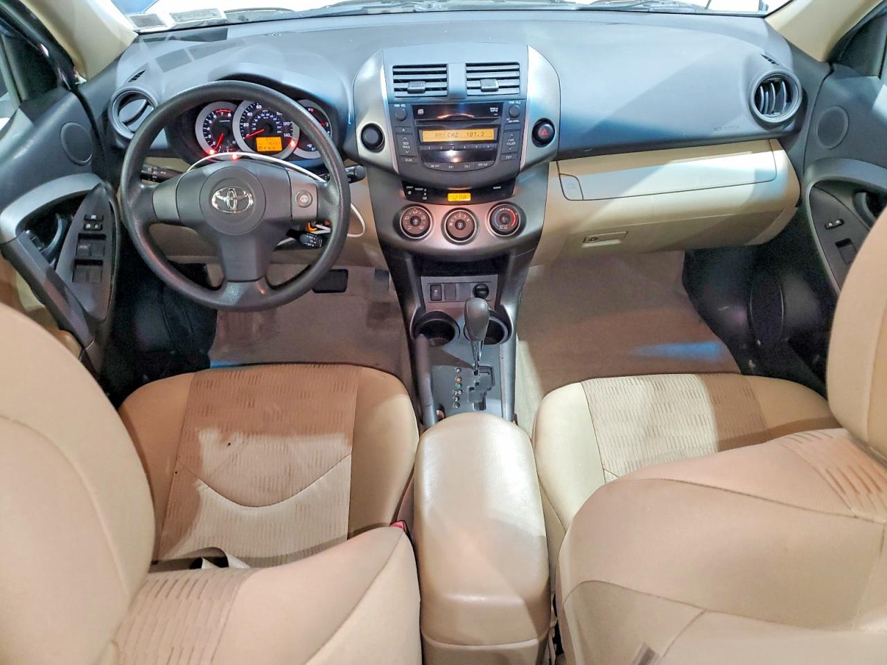 Toyota RAV4 Base