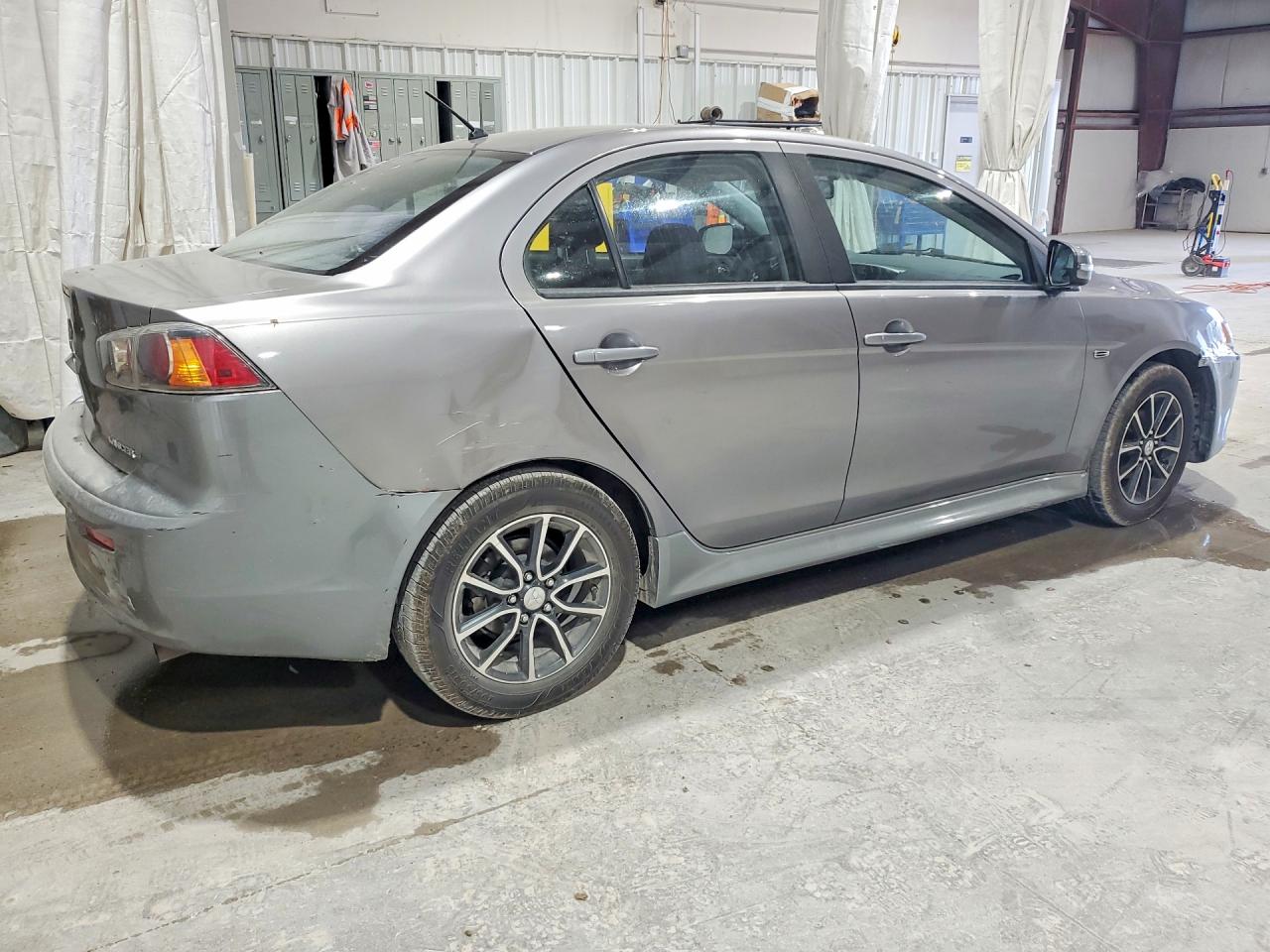 Mitsubishi Lancer Es