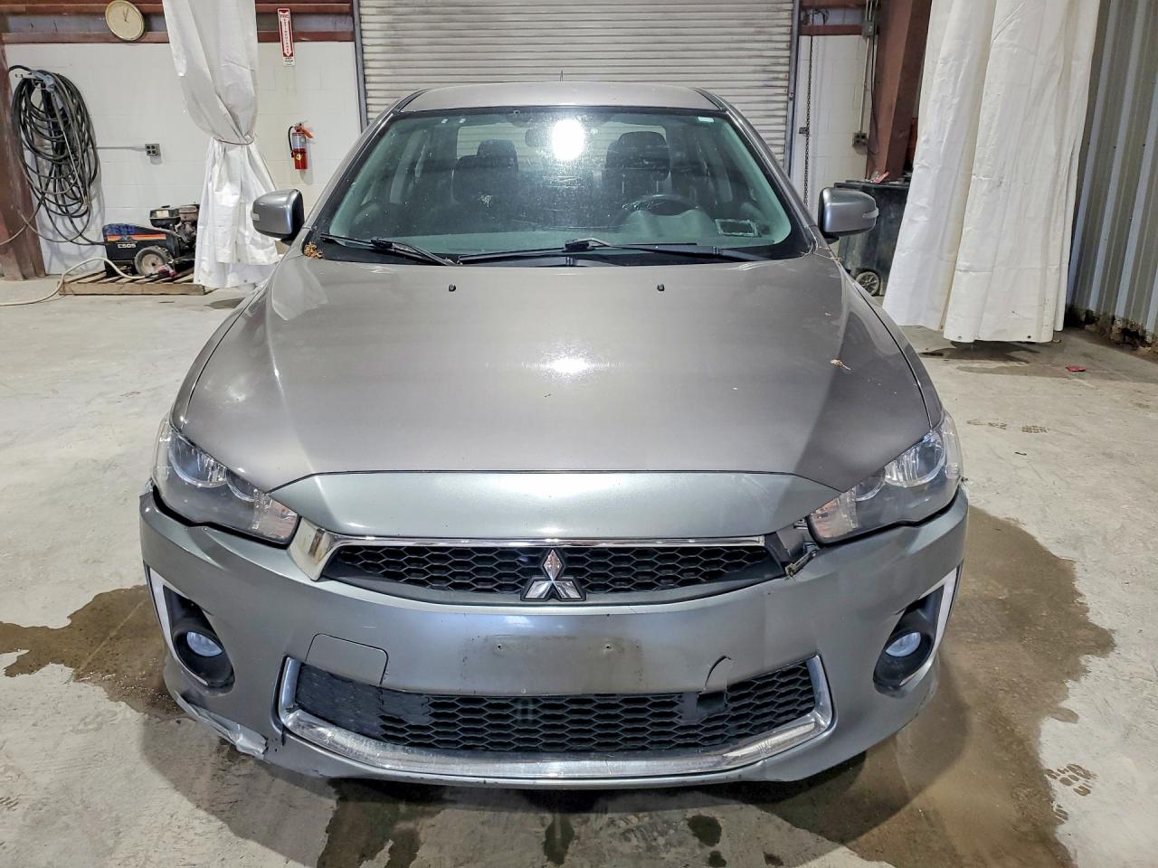 Mitsubishi Lancer Es